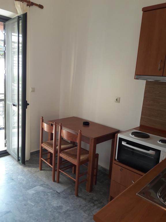 Apartment Ouranias *