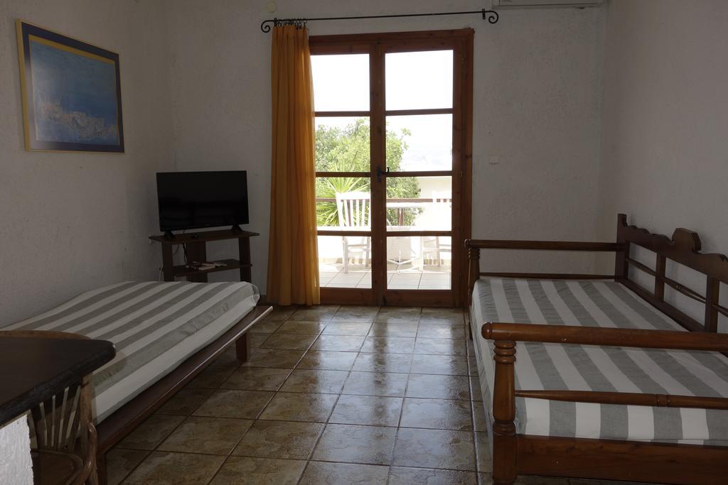Cretan Village Aparthotel 4*
