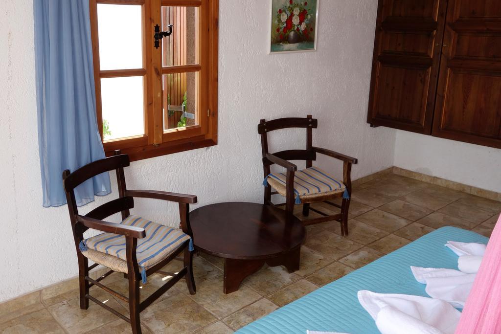 Cretan Village Aparthotel 4*