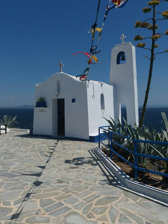Anastasia Country Rafina (Attica)