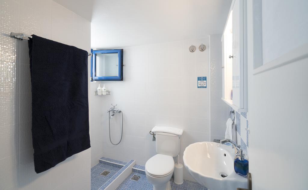 Captain's Kmr Apartment Kamares (Sifnos)