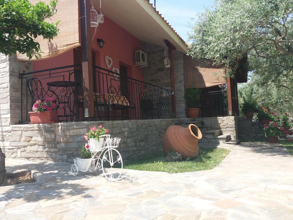 Apartment Elianthos