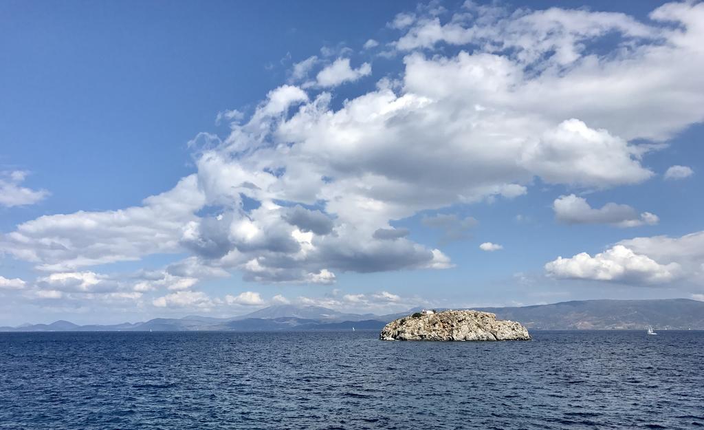 Vlichos Apartment Hydra (Saronic Islands)