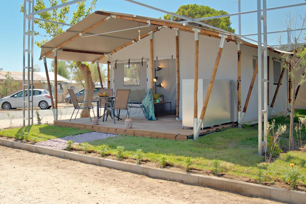 Campsite Armenistis & Sarti