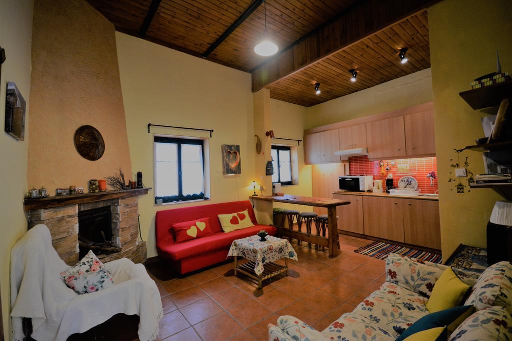 Nadia's Traditional Stone House Holiday home Lavrion