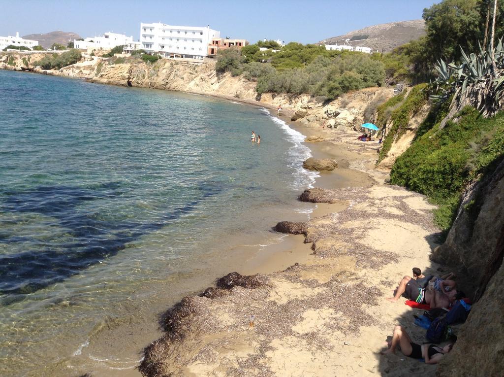 Nikoletta * Parikia (Paros)