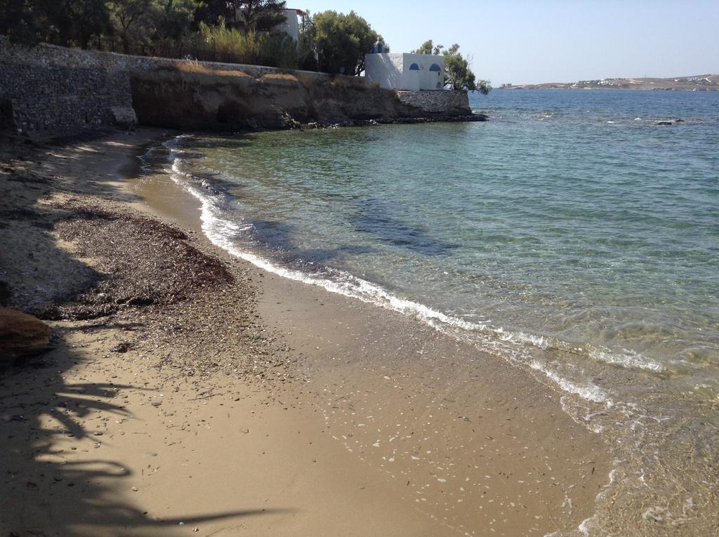 Nikoletta Parikia (Paros)