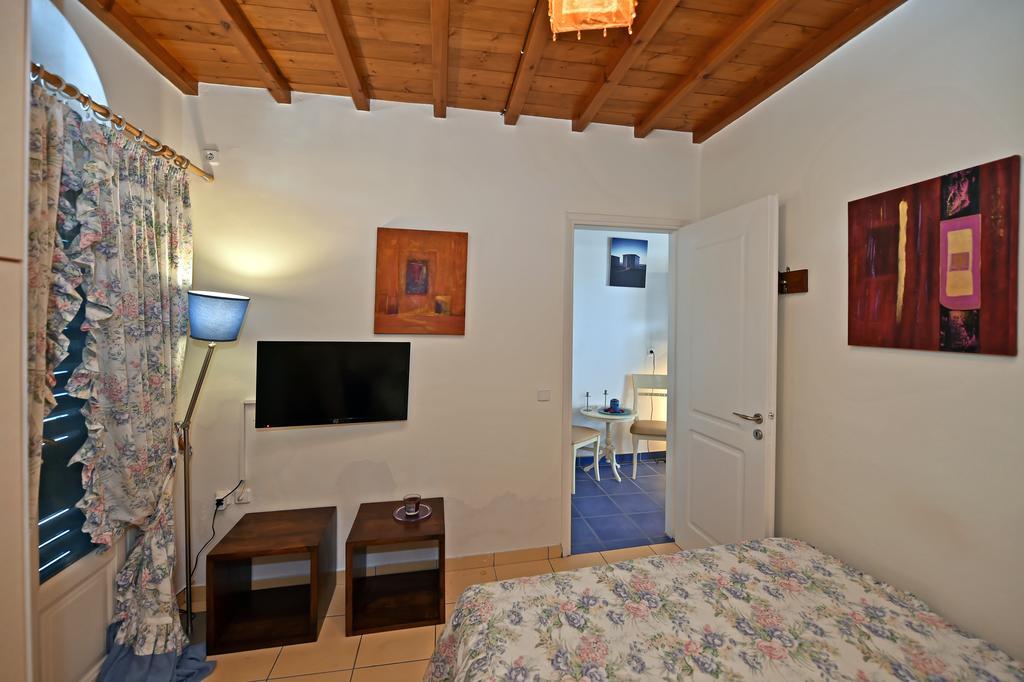 Alexander Tinos Porto Vacation Holiday home Dio Choria