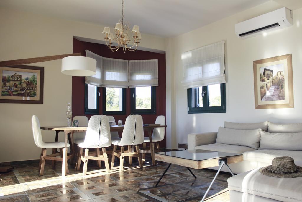 Pleiades Luxury Villa *
