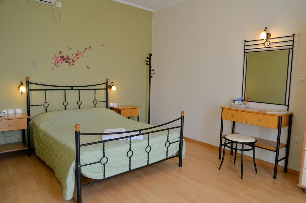Apartment Finikas *