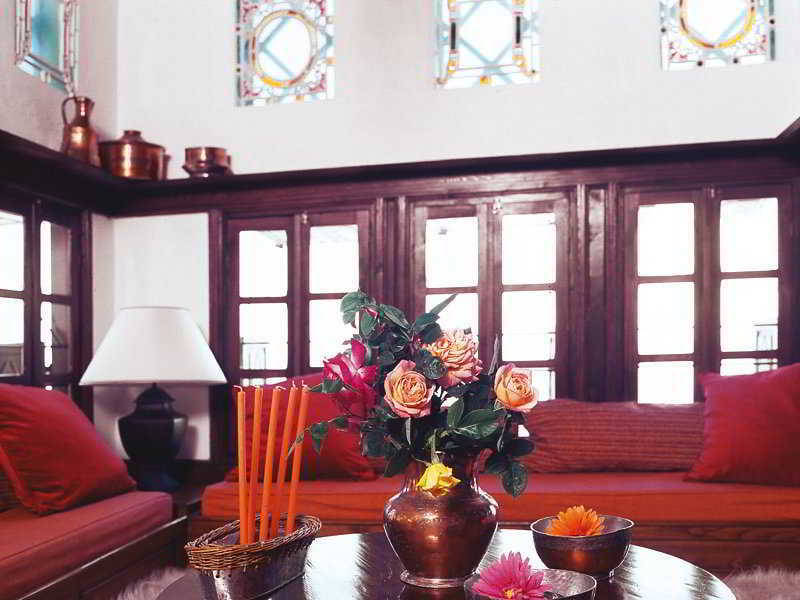Guest house Santikos Mansion, Santikos Collection