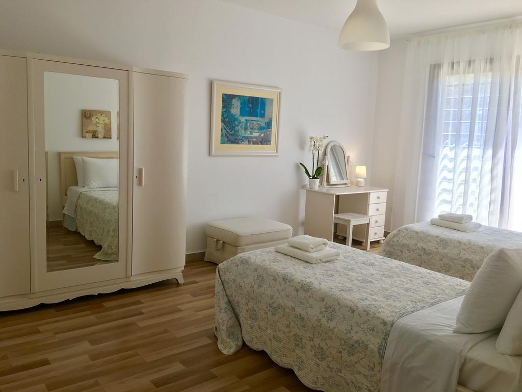 Villa Blue Waters Perama (Corfu)