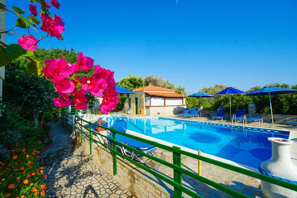 Aparthotel Albatross 3*
