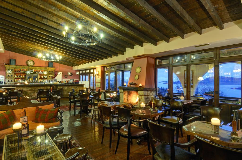 Naiades & Conference Hotel