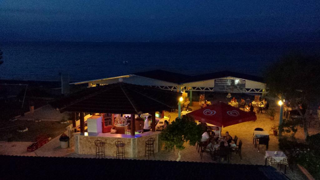 Nikolas Club 2*