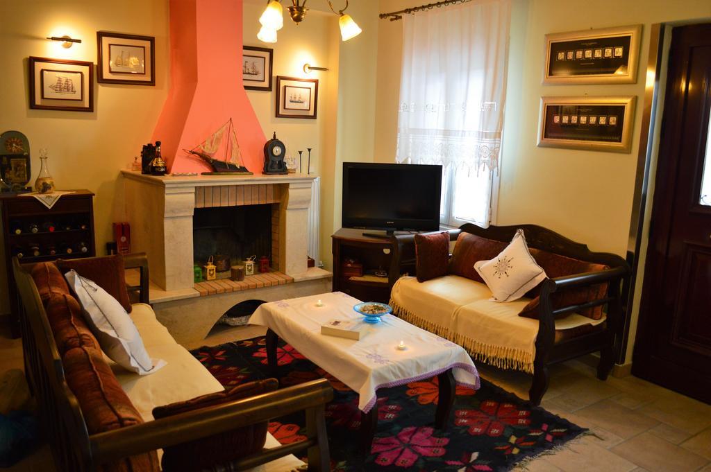Holiday home Captain's House Katomerion