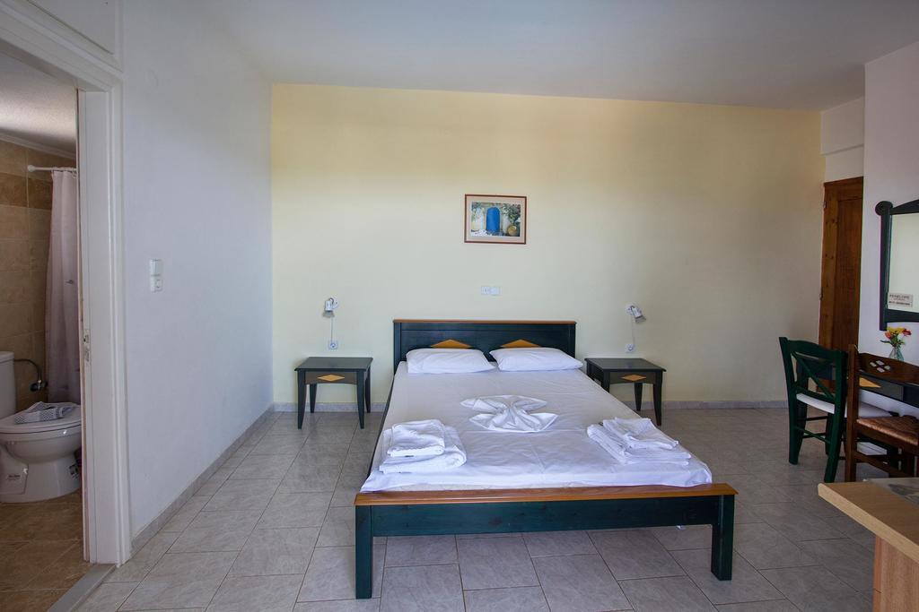 Aparthotel Pinelopi