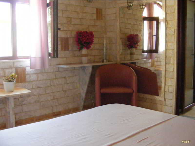 Hotel Paco's Gaios