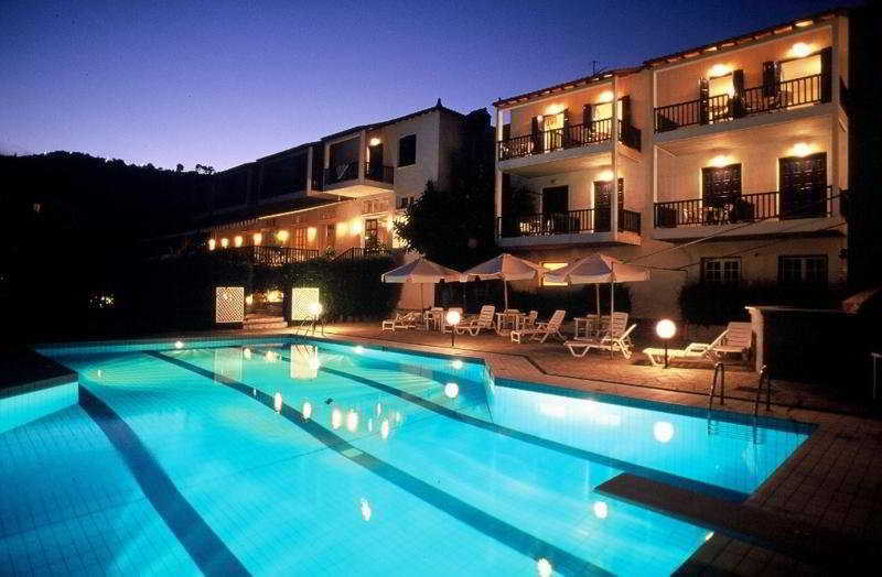 Aperitton Hotel