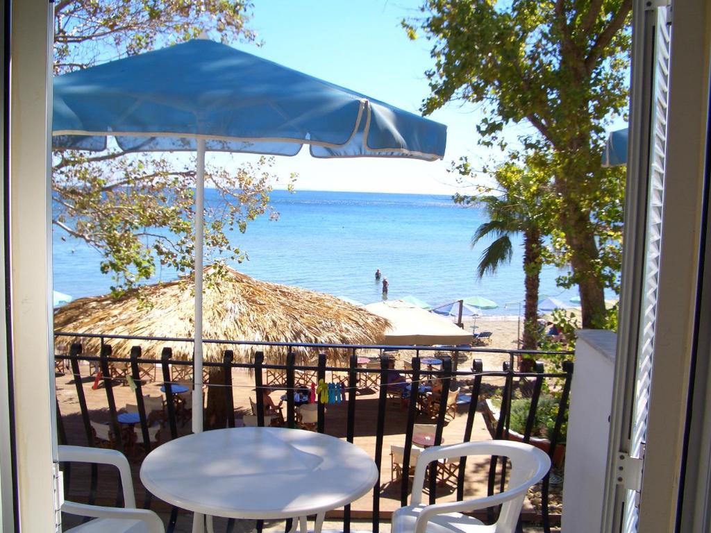 Apartment Hercules Sea Front Katelios