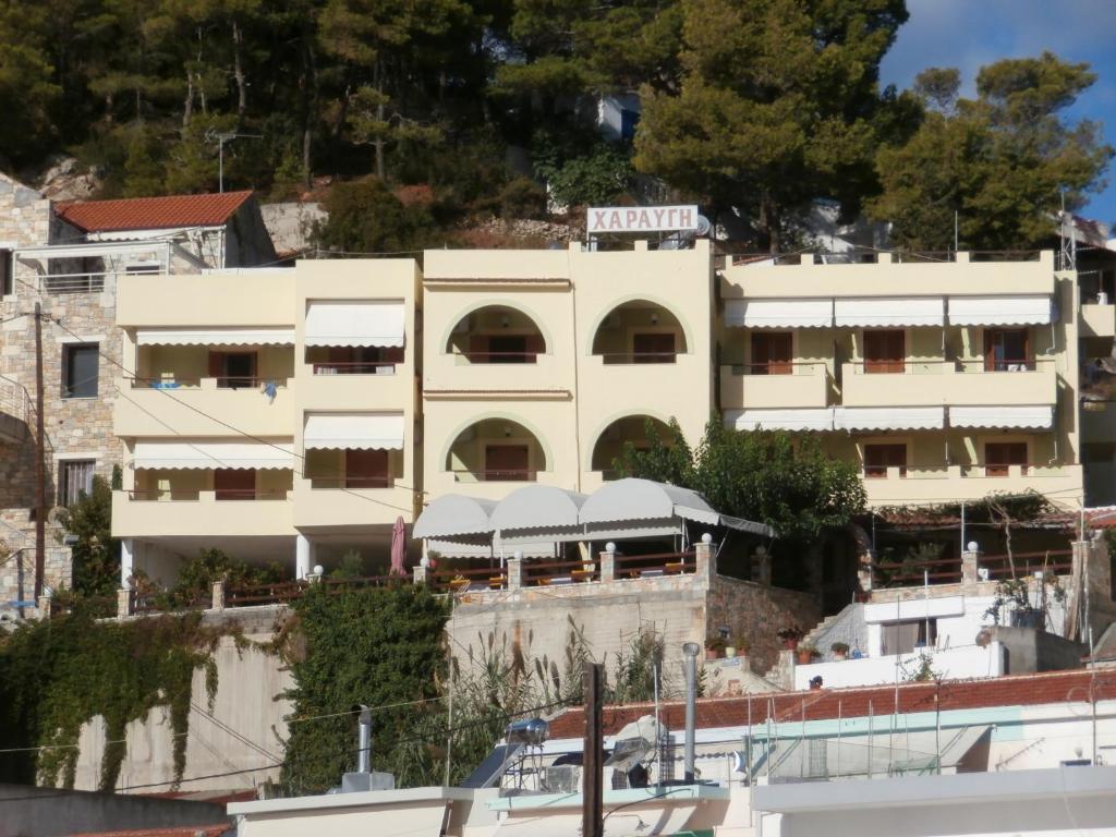 Haravgi Hotel