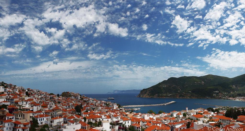 Denise 2* Skopelos Town