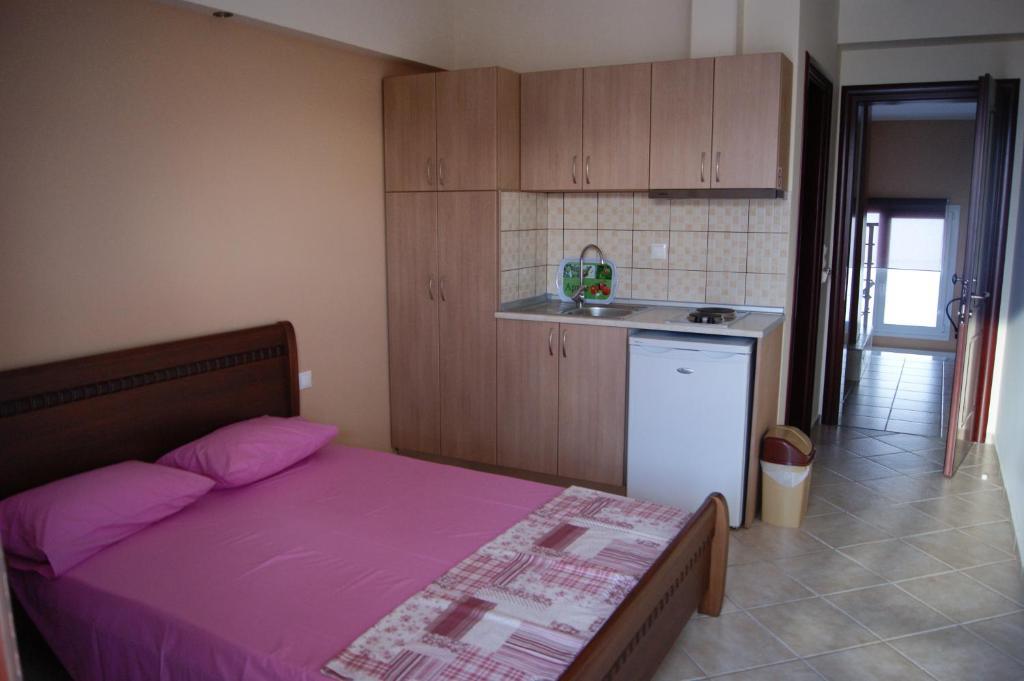 Marie Claire Apartment Olympiaki Akti