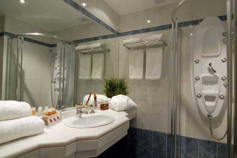 Hotel Atrium & Jacuzzi Athens