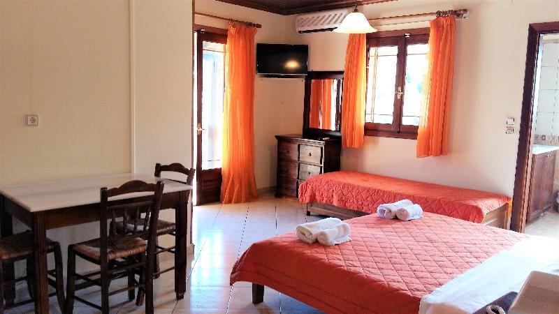 Aparthotel Philippos 2*