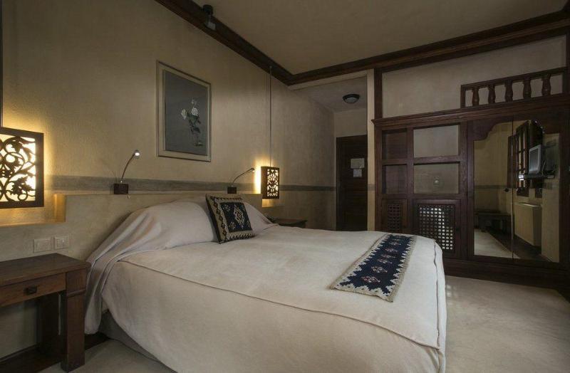 Katogi Averoff & Winery Hotel