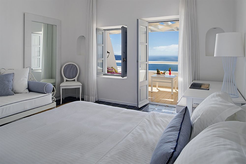Hotel Lilium Santorini 5*