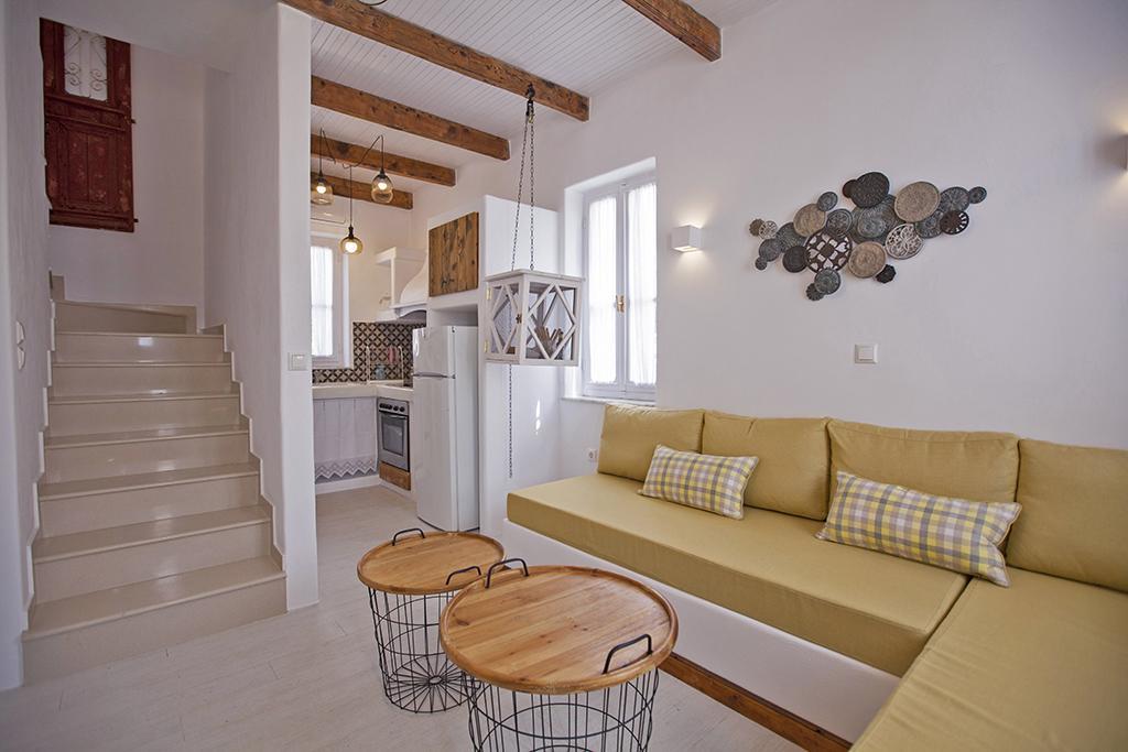 Aquarella Apartment Chalki Town