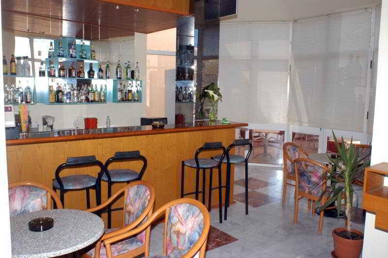 Daisy Aparthotel