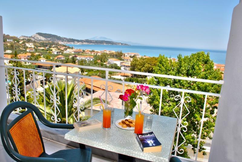 Captains Resort Argassi