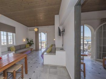 Aparthotel Manias