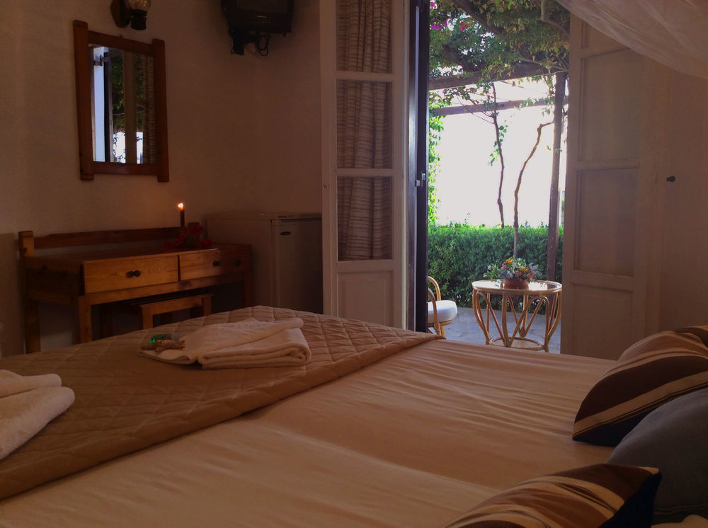 Arokaria Seaside 2*