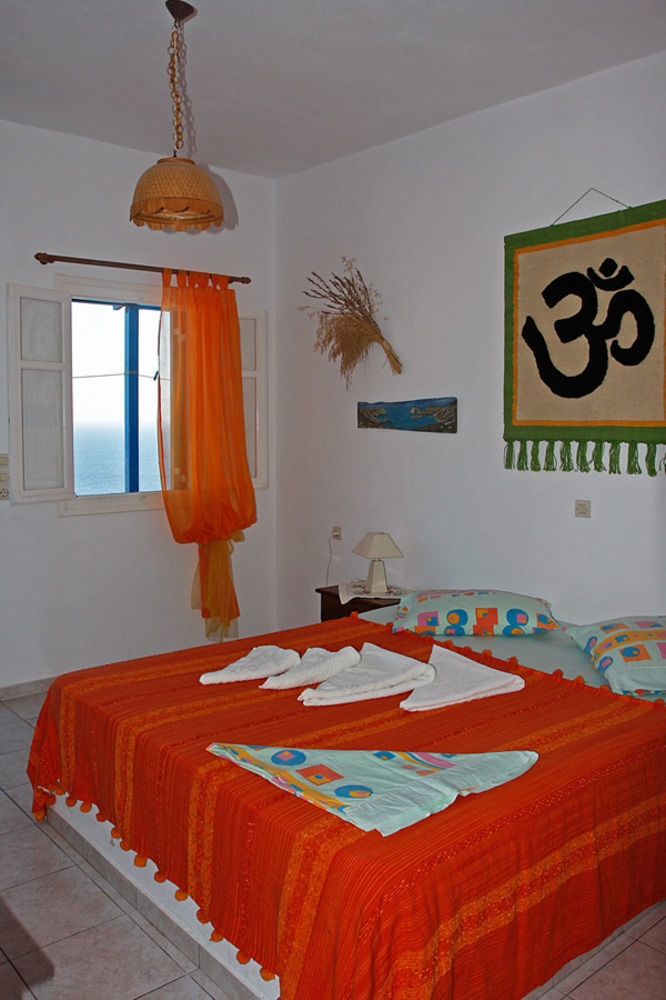 Donoussa Rooms Hotel 3*