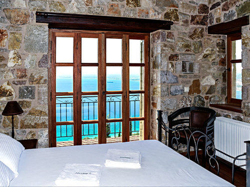 Diotima's Homes Hotel