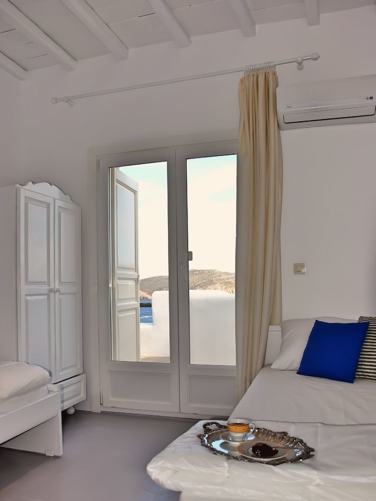 Nirvana Apartment *