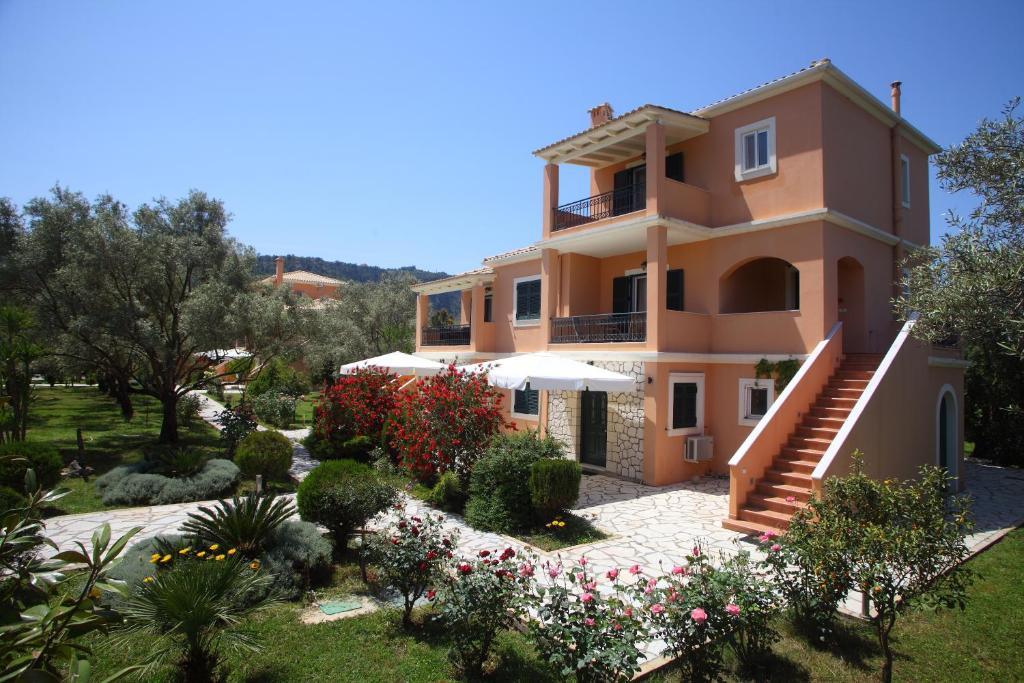 Anthias Garden Apartment Frinion