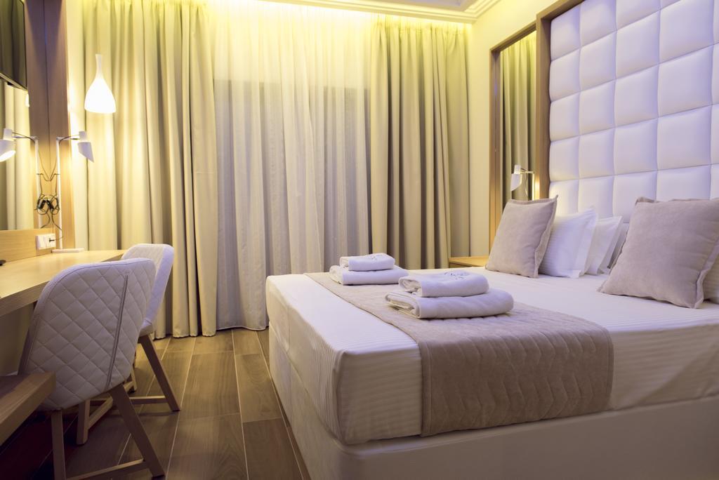 Porto Marine Hotel