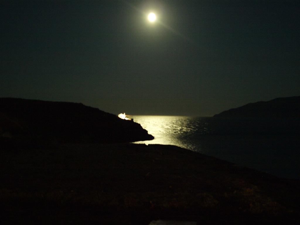 Almyra Yellow Kythnos