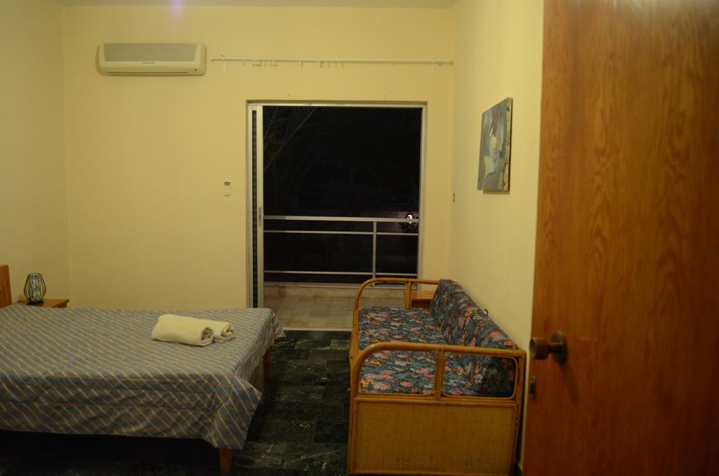 Apartment Kineta Apartments *