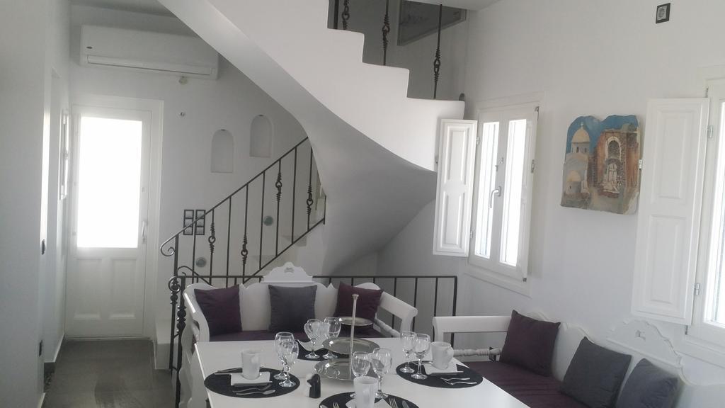 Villa Santoxenia Luxury Kamari (Santorini)