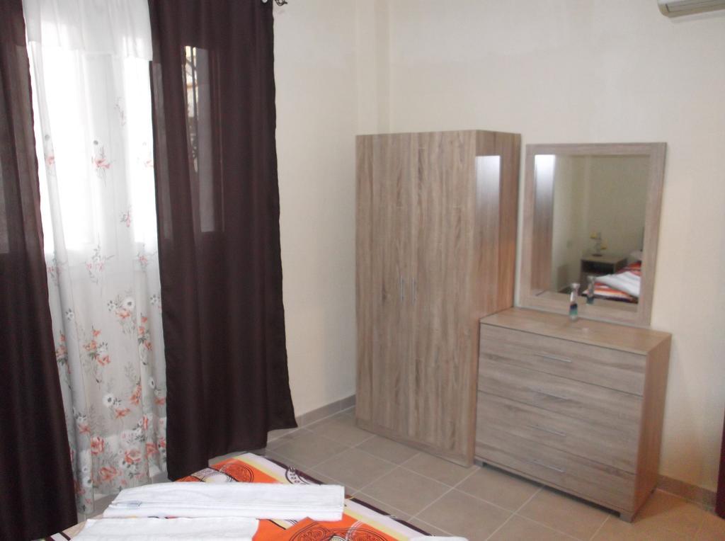 Apartment Hany's Nea Moudania
