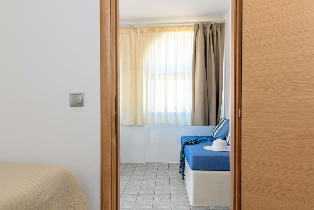 George Santorini Villa