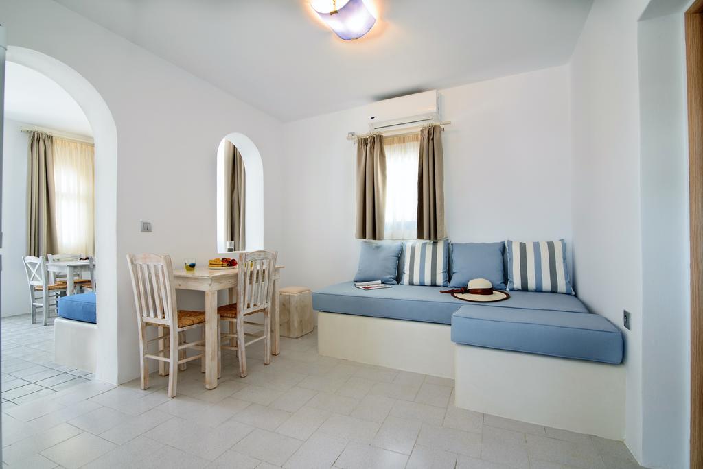 George Santorini Villa Perivolos (Santorini)