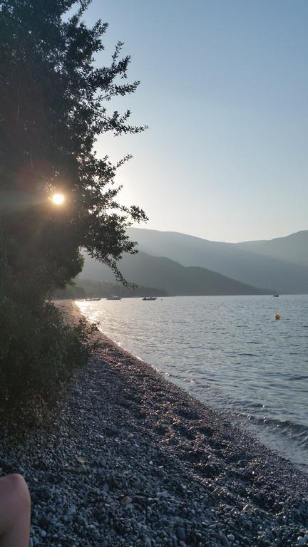 -perfect For Vacations * Poulithra
