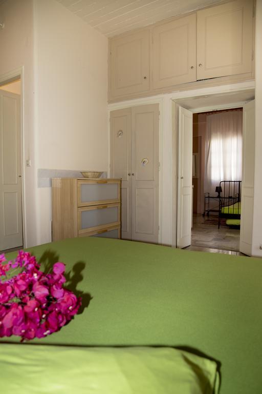 Condillia Ii Spetses Town