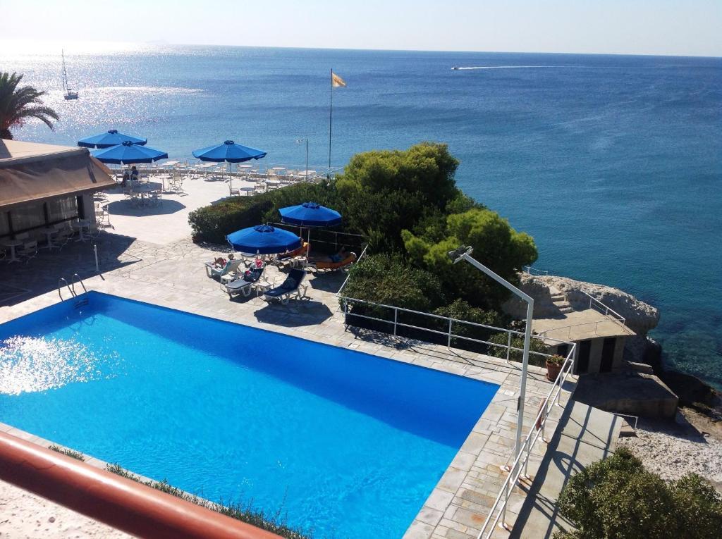 Hotel Apollo 4*
